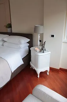 Thea Hotel 3*