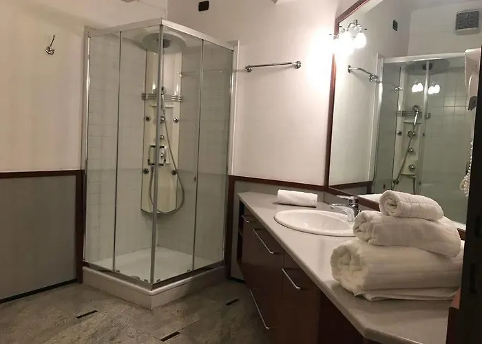 Hotel Thea 3*