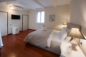 Hotel Thea
