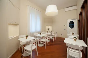 Hotel Thea