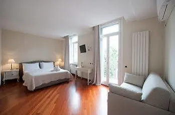 Hotel Thea 3*