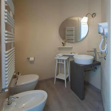 Hotel Thea 3*