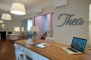מלון Thea 3*